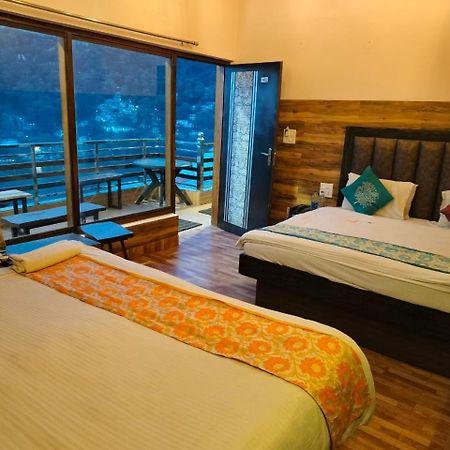 Hotel Surya Lake View Naini Tāl Exterior foto