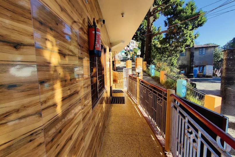 Hotel Surya Lake View Naini Tāl Exterior foto
