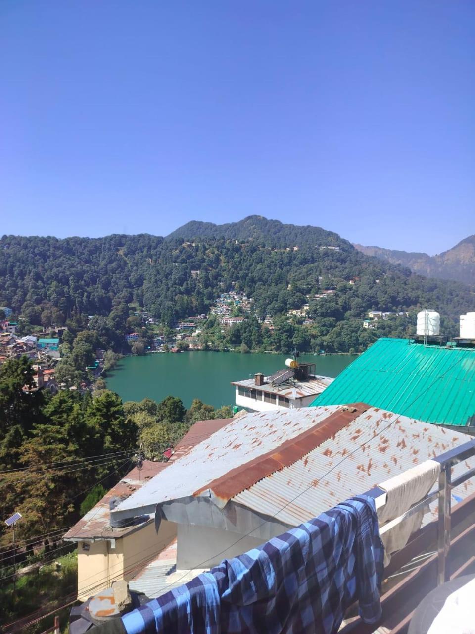 Hotel Surya Lake View Naini Tāl Exterior foto